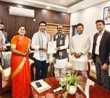 Nara Lokesh Anitha Meet Central Minister on AP Cyclone Loss