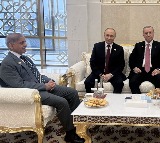 Shehbaz Sharif Faces Wait Putin Enters Meeting