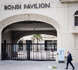 Death toll rises to 16 in Sydney's Bondi Beach shooting