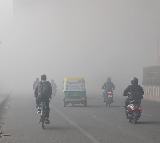 Delhi's air quality continues to remain 'very poor' amid biting cold
