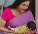Renu Desai Shares Photo with Baby on Social Media