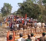 VHP demands halt to border trade with Bangladesh over killings of Hindus