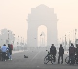 Delhi’s air quality remains in ‘very poor’ category, cold wave conditions persist