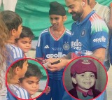 Virat Kohli Gives Autograph To His Childhood Look Alike Fans Left In Shock