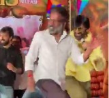 Ravi Teja dances with director at Bharta Mahashayulaku Vijnapti pre release event