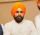 Pawan Kalyan Visits Sikh Gurudwara in Nanded Donning Turban