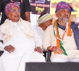 Siddaramaiah Angered by DK Shivakumar Slogans