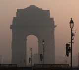 Delhi’s air quality remains in ‘poor’ category; national Capital likely to receive rain