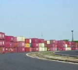 Pakistan's trade deficit soars by 44 per cent as exports plunge