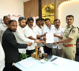 K'taka BJP lodges police complaint against Youth Congress over banner against PM Modi