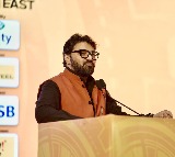 Babul Supriyo reflects on the changing role of female singers: Male singers sing in high octave...