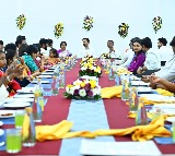 Nara Lokesh Hosts Ille Vedika Meeting and Lunch with Leaders in Undavalli