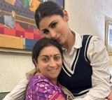 Mouni Roy says 'I look up to you' as she wishes 'Kyuki Saas Bhi...' co-star Smriti Irani