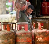No change in LPG refill timelines, stocks adequate: Govt