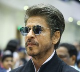 Shah Rukh Khan calls Allu Arjun's first look from Raaka 'intriguing & amazing'