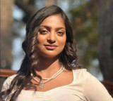 Kumbh Mela 'Viral Star' Monalisa writes to Kerala CM Vijayan, seeks protection amid age row