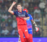 IPL 2026: I just followed Bhuvi, there was a little bit swing in the first six overs, says Hazlewood