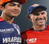 Justin Langer Asks for Selfie with Vaibhav Suryavanshi After Hero