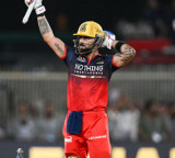 Kohli knows how to pace a chase right through the innings and finish it off: de Villiers