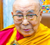 Dalai Lama discharged from Delhi hospital after knee replacement surgery