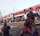 Morena train tragedy four passengers run over by Patalkot Express