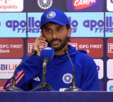 Nitish Reddy pauses post-match presser to answer mother’s call; fans say 'priorities matter'