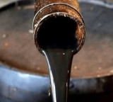 Crude oil falls below 80 dollars giving a new boost to Indian Rupee