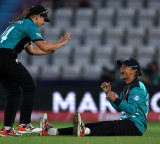 Women's T20 WC: New Zealand keep title defence alive with tense win over Ireland