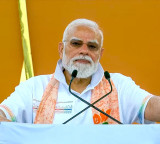Narendra Modi waits at airport for an hour to avoid trouble for NEET students