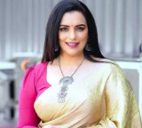 Shweta Menon and AMMA executive members resign amid severe crisis