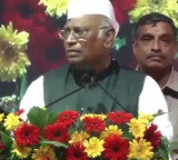 Mallikarjun Kharge fires at party workers calling them useless people