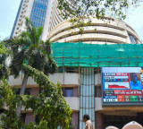 IT Pharma Josh Markets end in profits