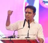 Revanth Reddy, Kishan Reddy staging dramas over Hyderabad Metro: KTR