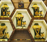 Gold prices fall by over 51000 what happened to gold