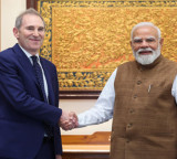 Amazon CEO meets PM Modi and announces lakhs of crores investment in India
