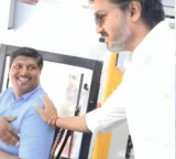 CM Vijay travels in a bus in Chennai