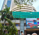 Indian Stock Market closes with slight gains amid late selling pressure