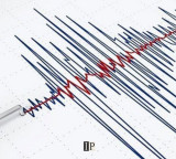 Delhi NCR witnesses strong earthquake tremors as people run out of houses