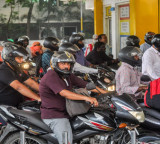 Crude oil prices drop significantly but petrol and diesel rates remain unchanged here is why