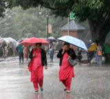 Monsoon arrives in Delhi; IMD issues yellow alert, humidity remains high