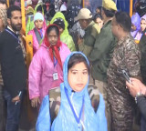 Amarnath Yatra begins with Bam Bam Bhole slogans in Jammu Kashmir