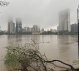 Mumbai heavy rains lash city schools and colleges closed