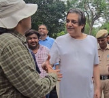 Chandrachur Singh faces bulldozer during Gurugram demolitions as netizens praise his behavior