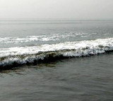 Boat capsizes in Anakapalli district coastal area one dead