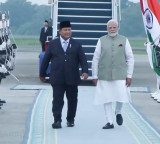 In special gesture, Indonesian President welcomes PM Modi at Jakarta airport