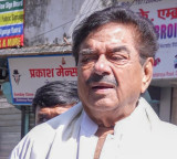 Shatrughan Sinha urges people to support Prashant Kishor in Bankipur by-election