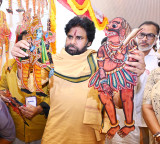 Pawan Kalyan pitches for development of handicrafts on lines of temple tourism