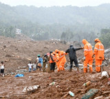 Five killed in Wayanad mudslide, rescue teams search for missing persons