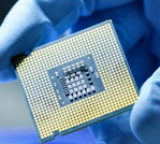 Apple unveils $30 billion broadcom pact to boost US chip production