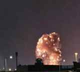 US hits Iran, revokes oil licence
